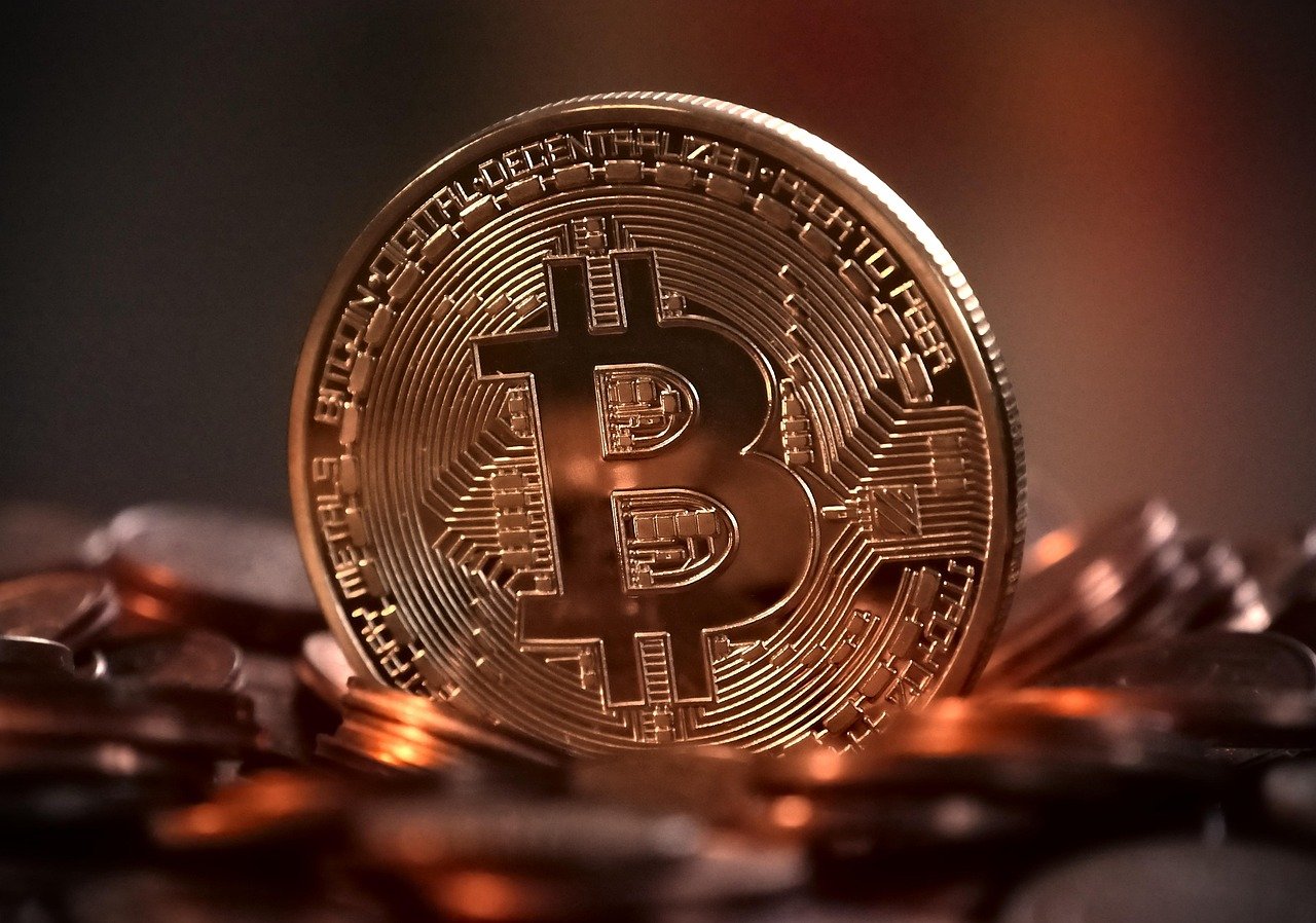 أوكرانيا تُشرّع الكريبتو بضريبة 23%