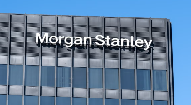 مورغان ستانلي يفتح أبواب الكريبتو لجميع عملائه